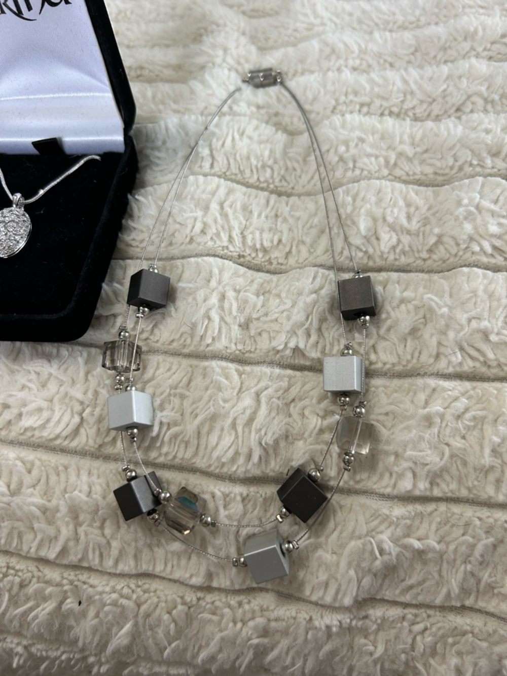 Necklace Bundle - Picture 2 of 8
